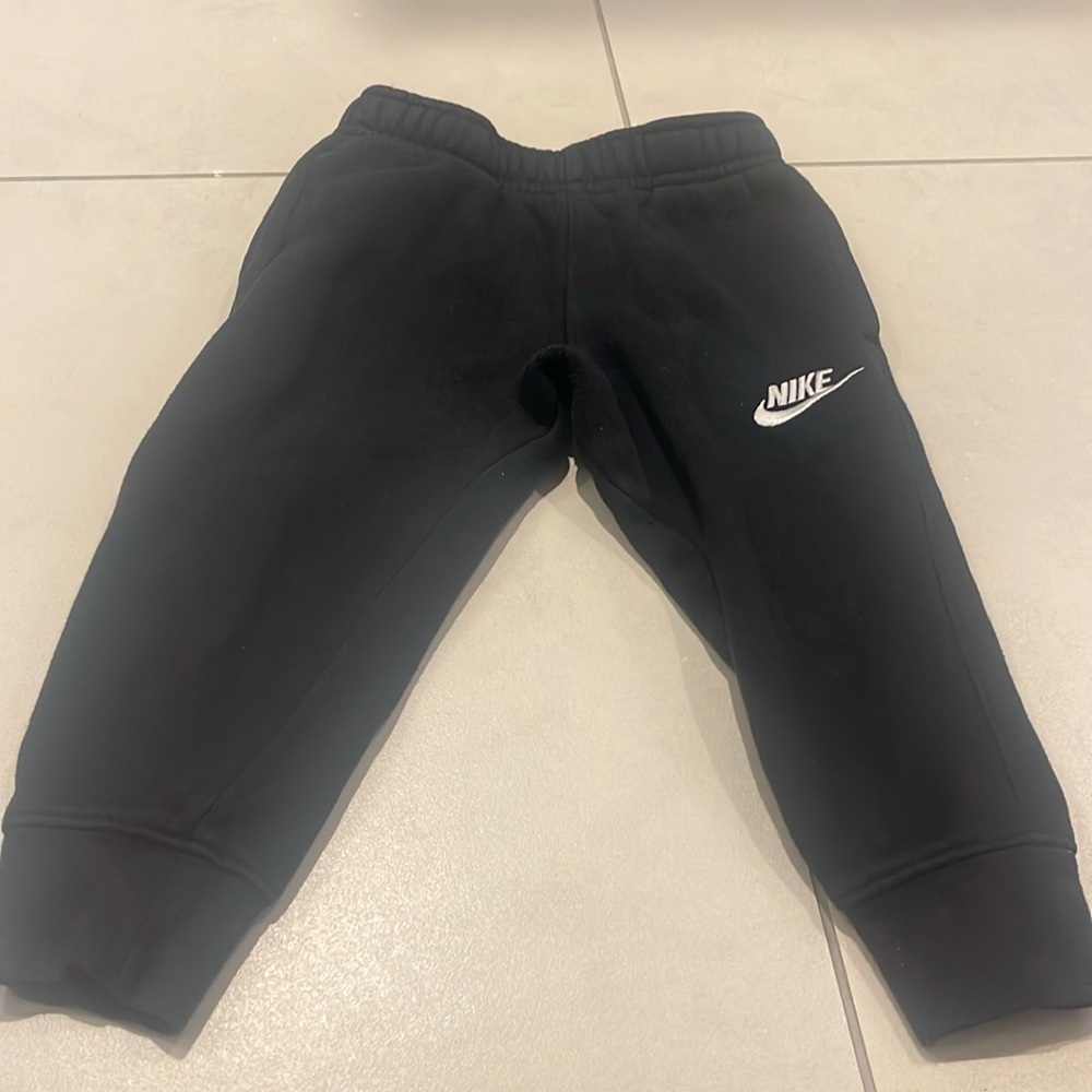 Sweat pants